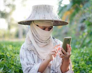 PasarMIKRO - Petani Menggunakan Smartphone